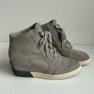 Sorel Out N About gray wedge sneaker lace up bootie waterproof suede leather up
